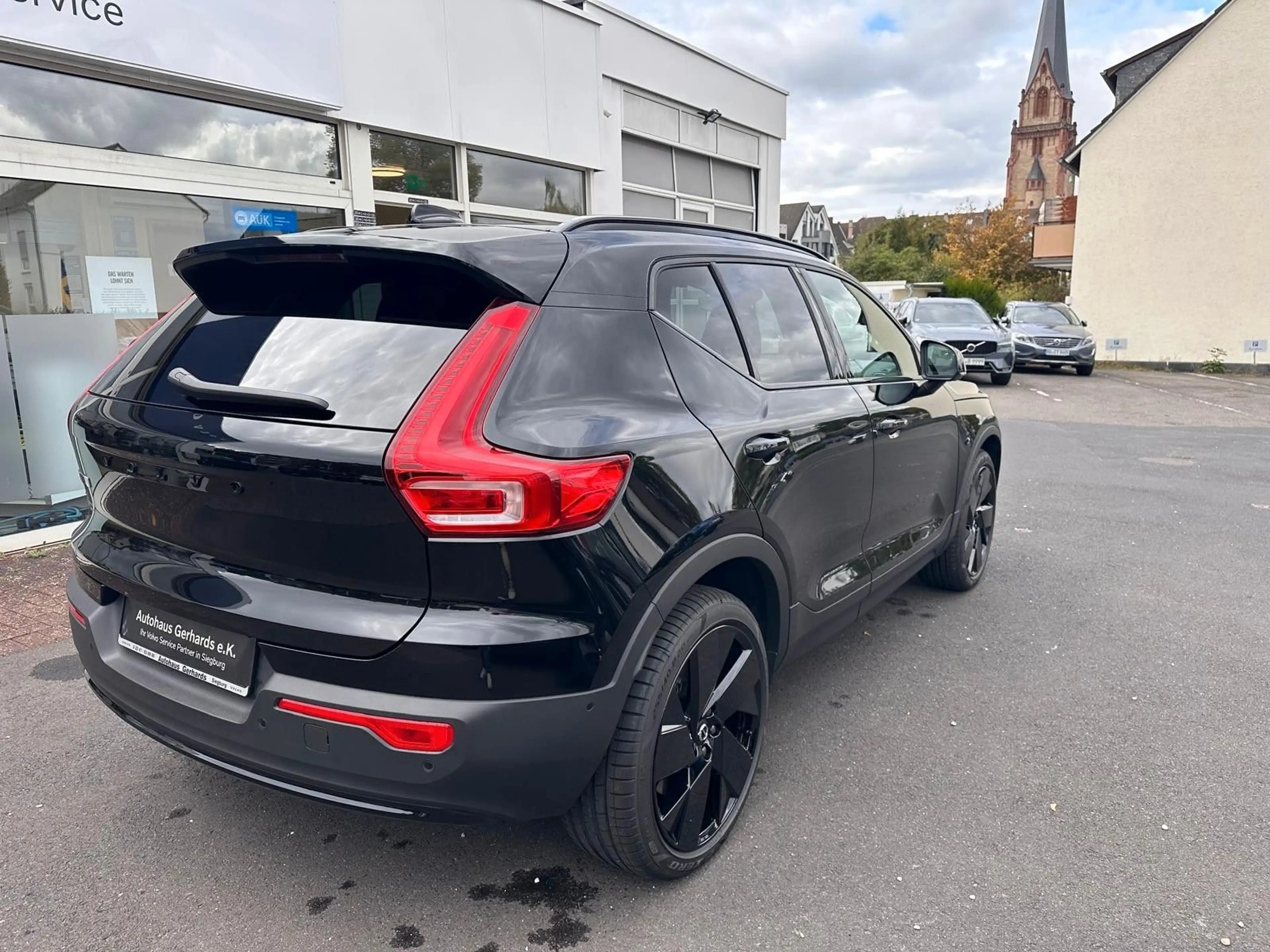Volvo EX40 RWD Plus Black Ed.Pano,360°,BLIS,ACC,H&K,WP — photo 7