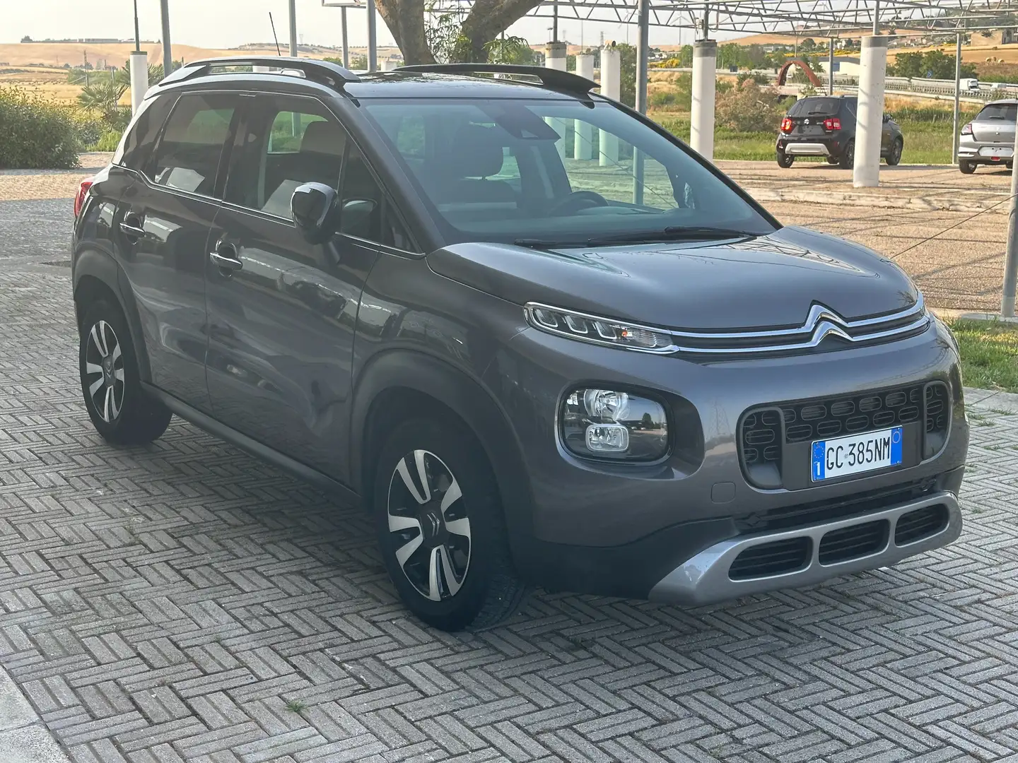 Citroen C3 C3 Aircross 1.2 puretech Shine s Gris - 1