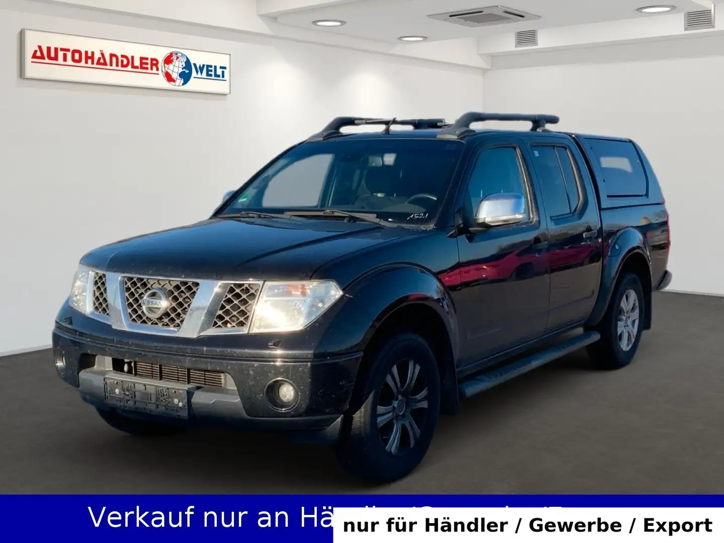 Nissan Navara Pickup Double Cab LE 4X4 Executive Schwarz - 1