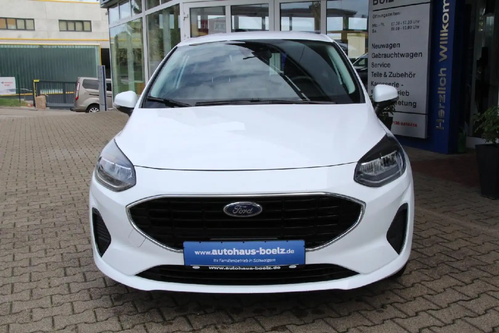 Ford Fiesta Cool & Connect Weiß - 2