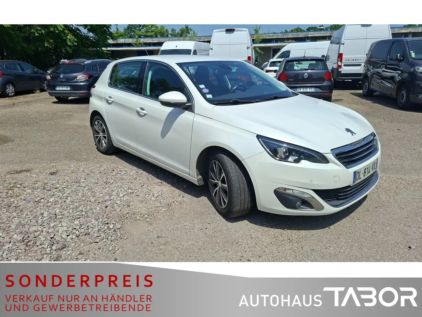 Peugeot 308 1.2 Aut. Allure AHK Navi LED LM PDC GRA - 2