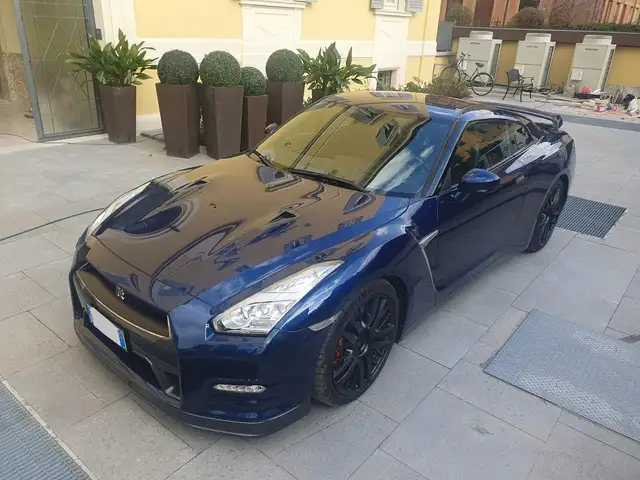 Nissan GT-R GT-R 3.8 V6 Premium edition 550cv auto ORIGINALE