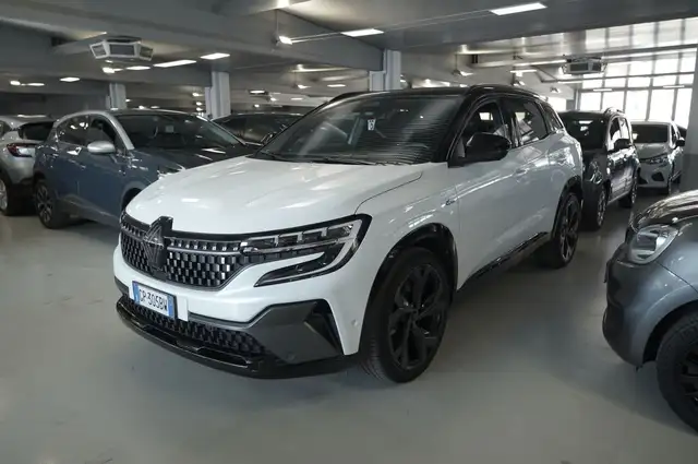 Renault Austral view 9