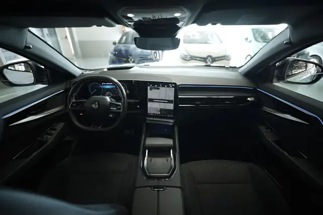 Renault Austral view 15