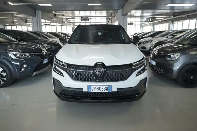 Renault Austral view 8