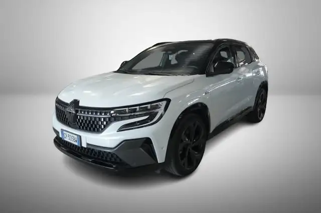 Renault Austral view 4