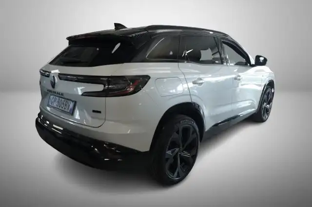 Renault Austral view 5