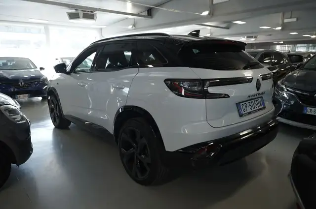Renault Austral view 10