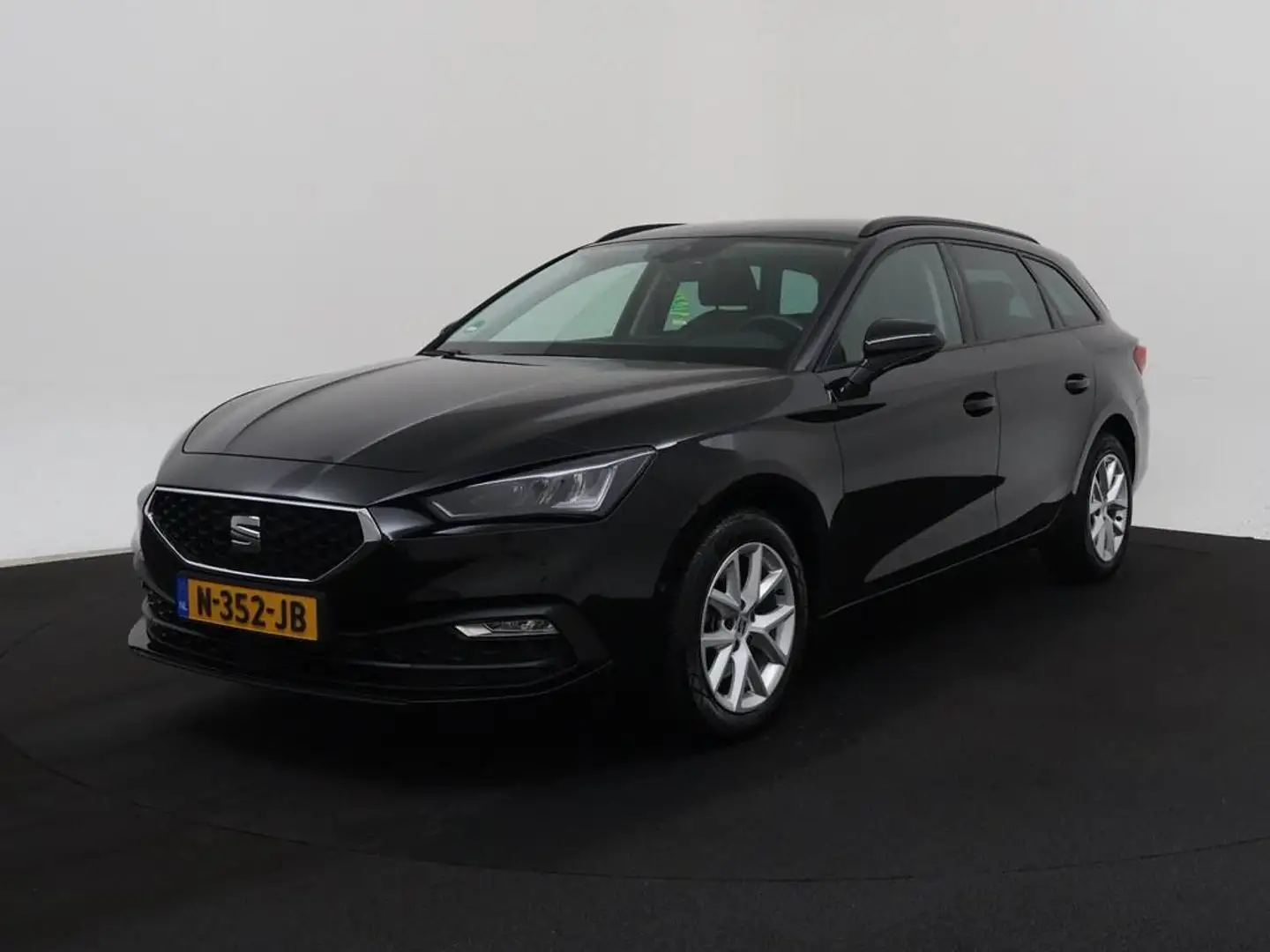 SEAT Leon Sportstourer 1.0 TSI Style Intense Camera/Carplay/ Noir - 2