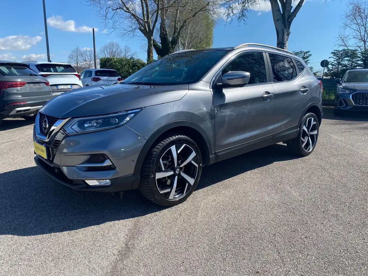 Nissan Qashqai 1.5 dCi Tekna+  FULL OPTIONAL Gris - 1