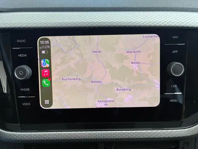 Volkswagen T-Cross view 13