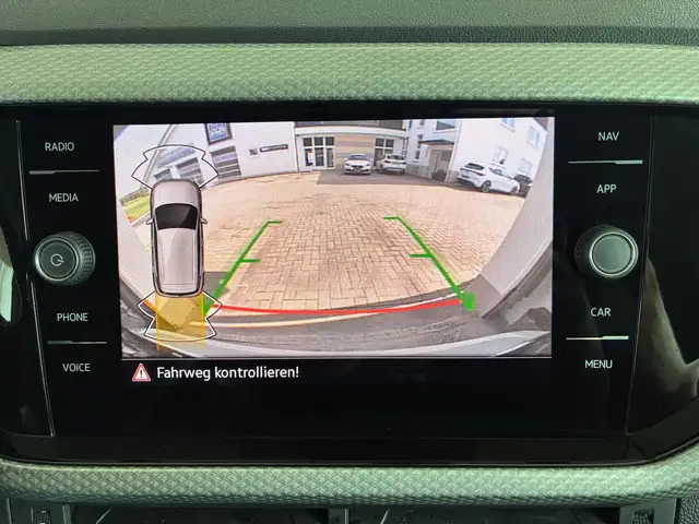 Volkswagen T-Cross view 14