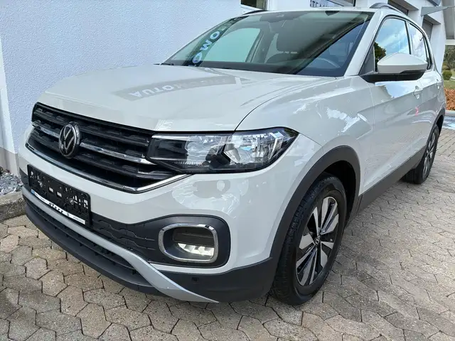 Volkswagen T-Cross view 2