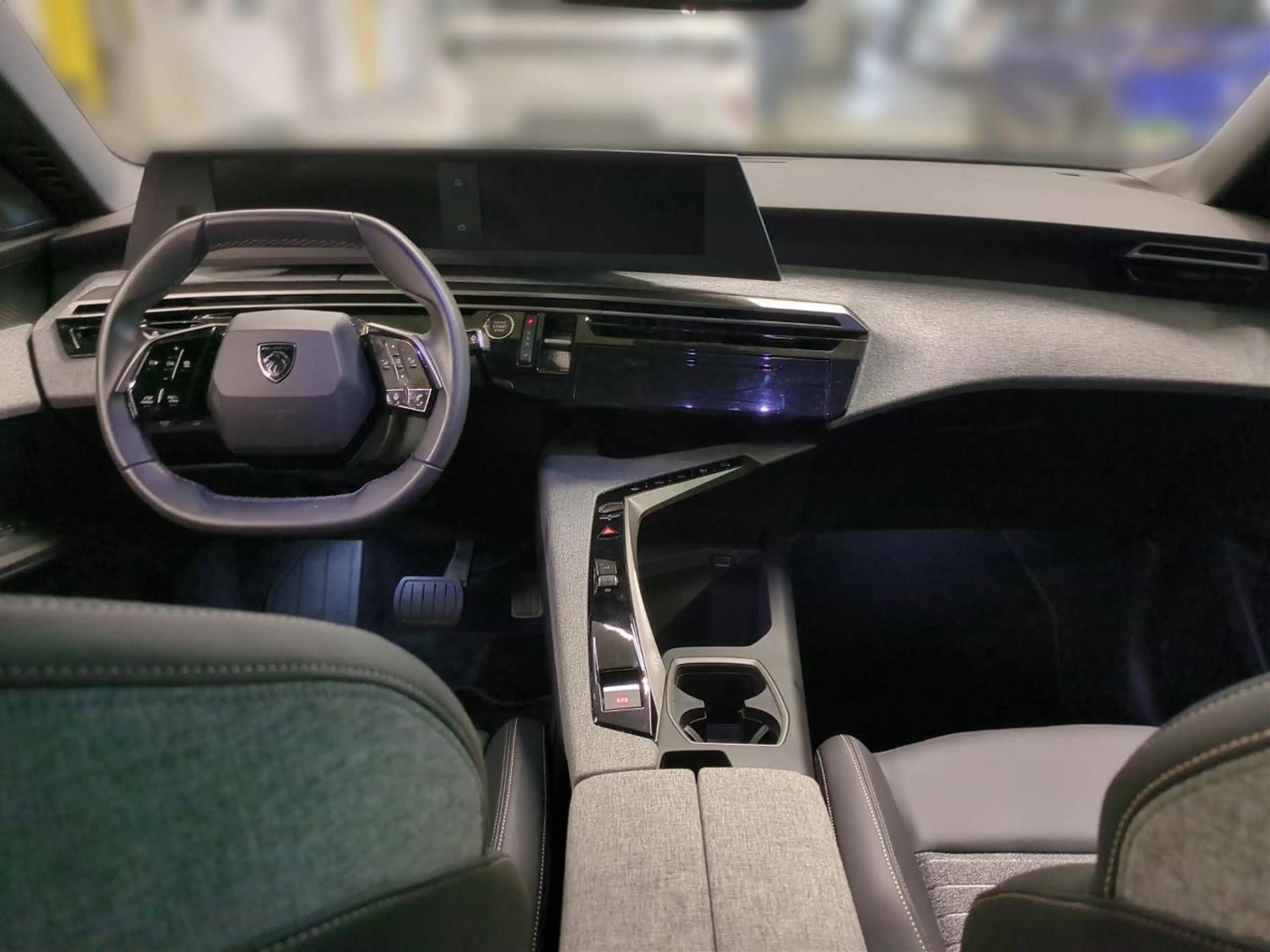Peugeot 5008 ALLURE HYBRID DSC6 145PS *AHK*SHZ* — photo 11