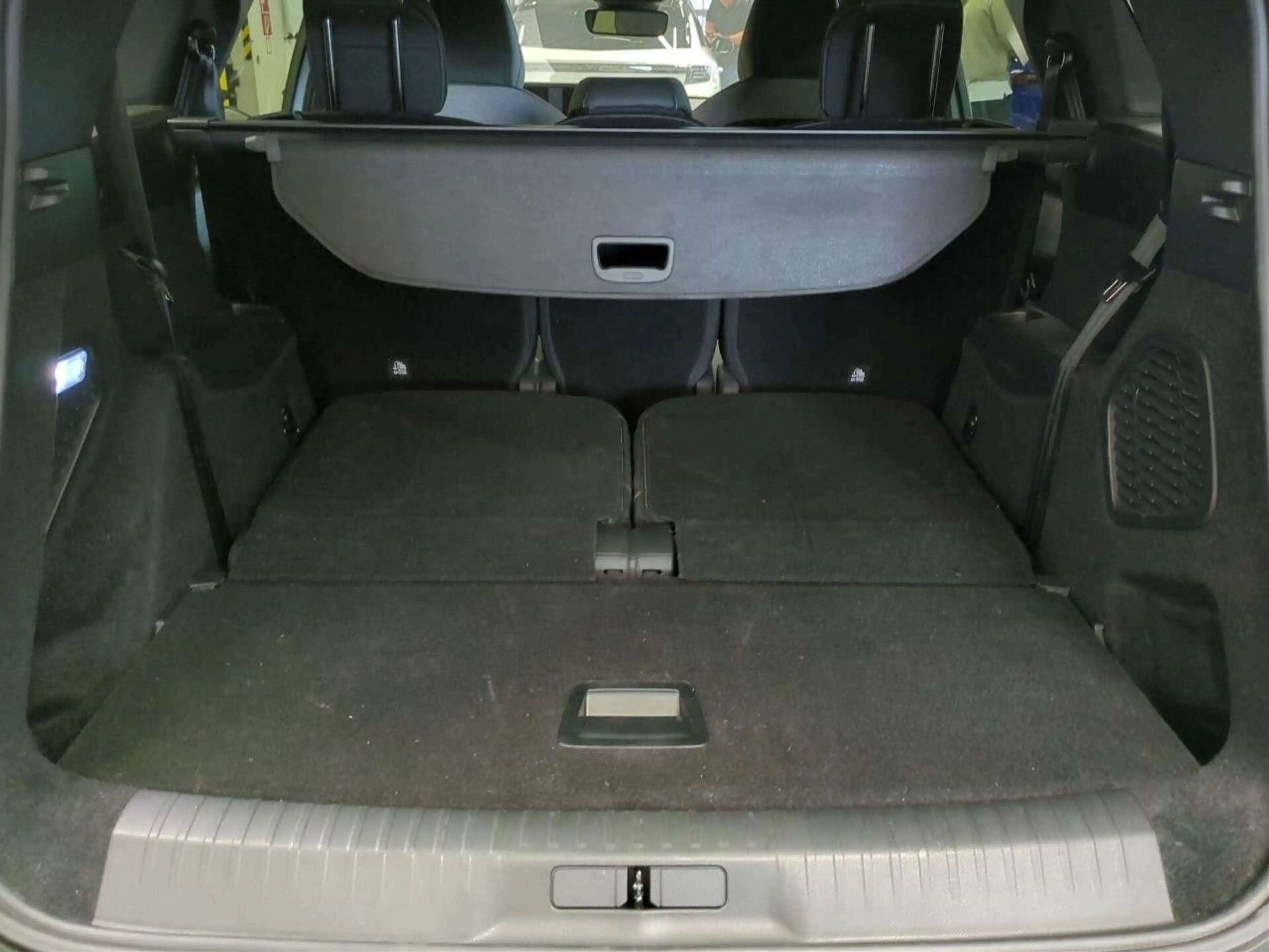 Peugeot 5008 ALLURE HYBRID DSC6 145PS *AHK*SHZ* — photo 7