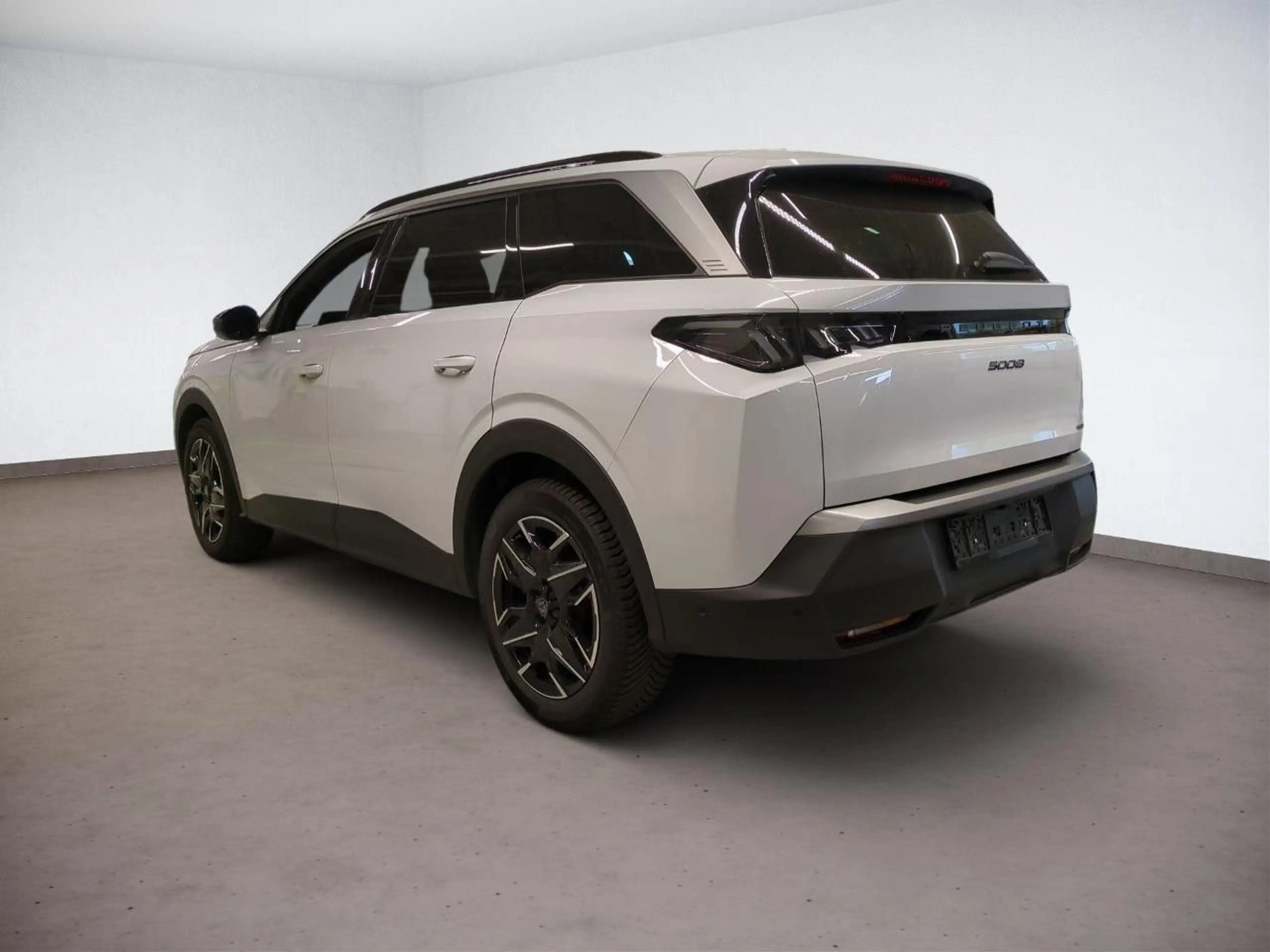 Peugeot 5008 ALLURE HYBRID DSC6 145PS *AHK*SHZ* — photo 9