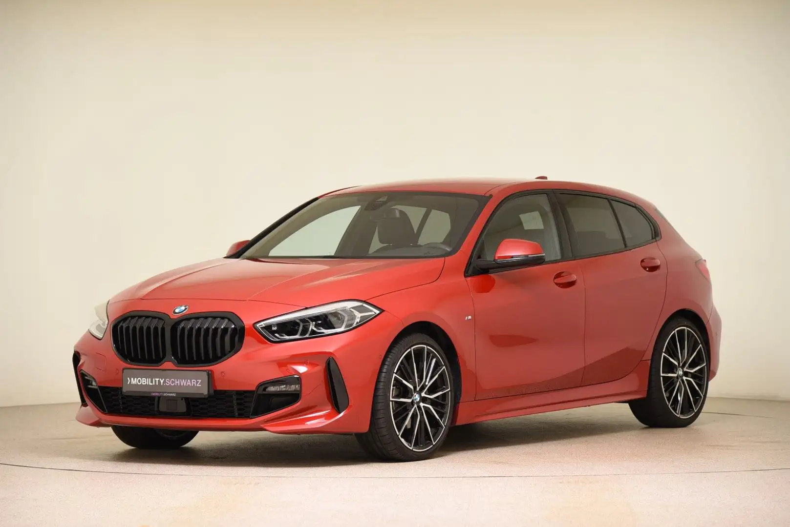 BMW 118 i M Sport ACC DriveAss ParkAss H&K Navi Alarm Rot - 1