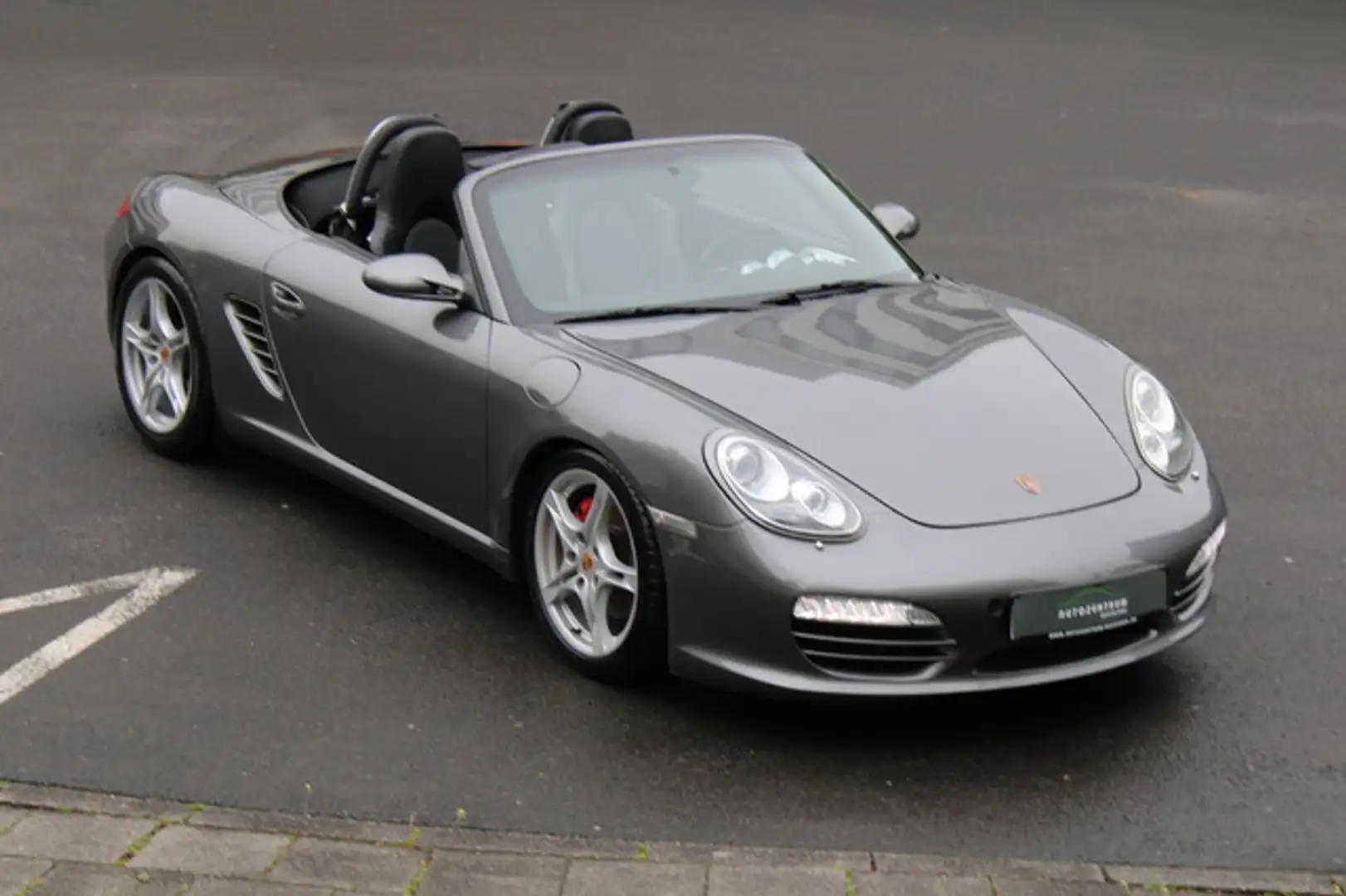 Porsche Boxster 2.9 PDK Leder/Navi/BiXenon/Sitzheizung Šedá - 1
