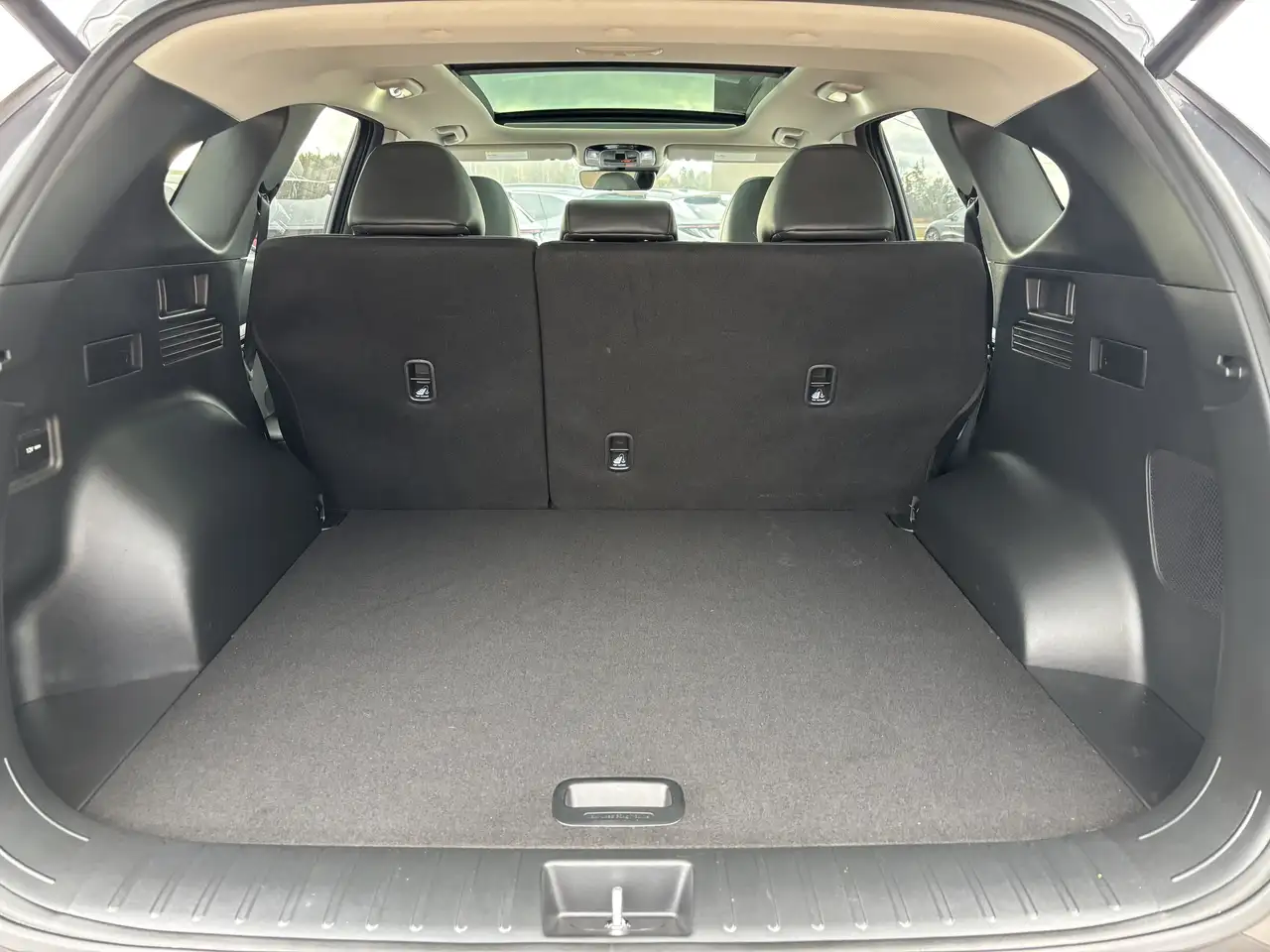 Hyundai TUCSON снимка Hyundai TUCSON