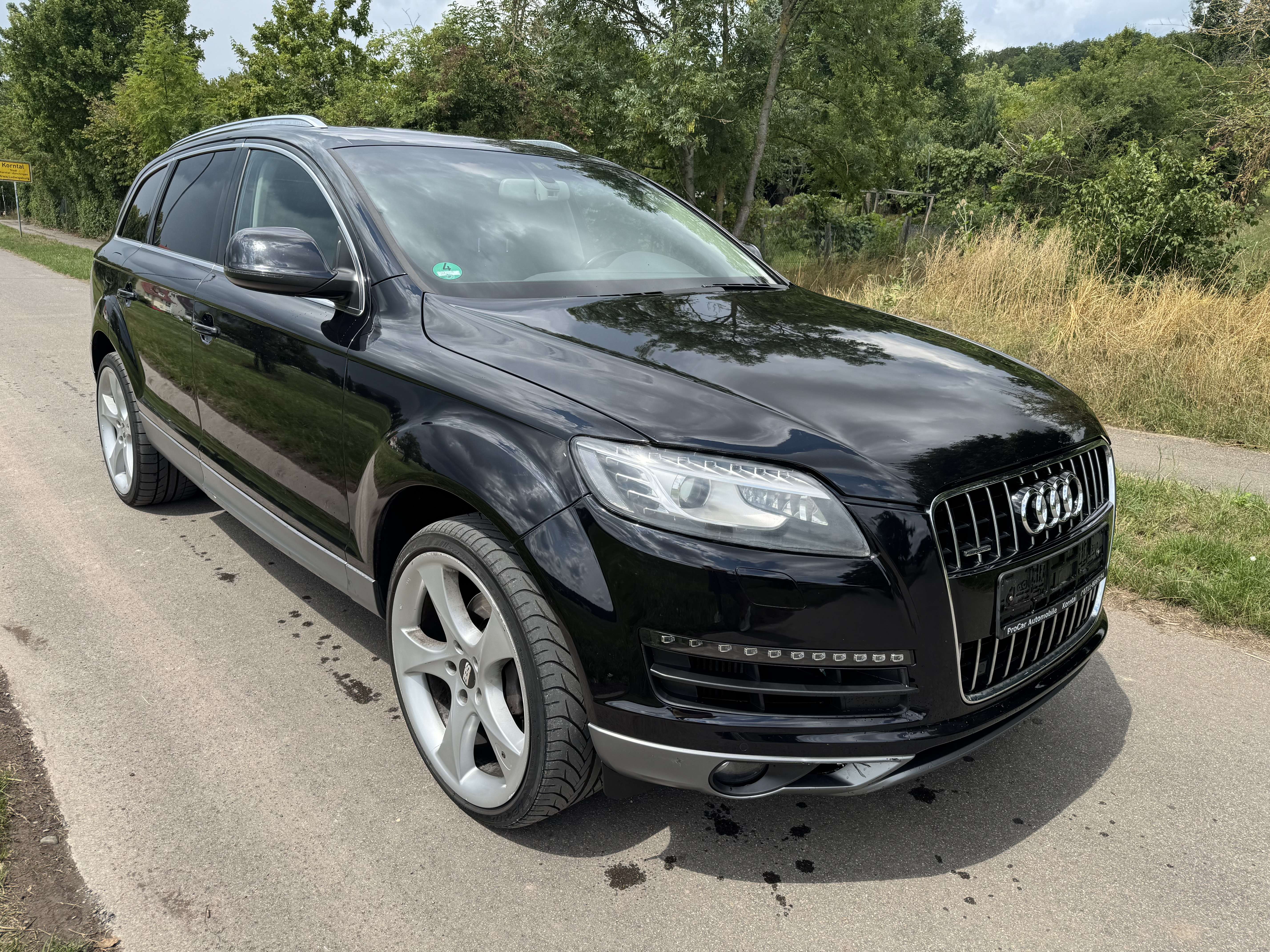 Second hand Audi Q7 3.0