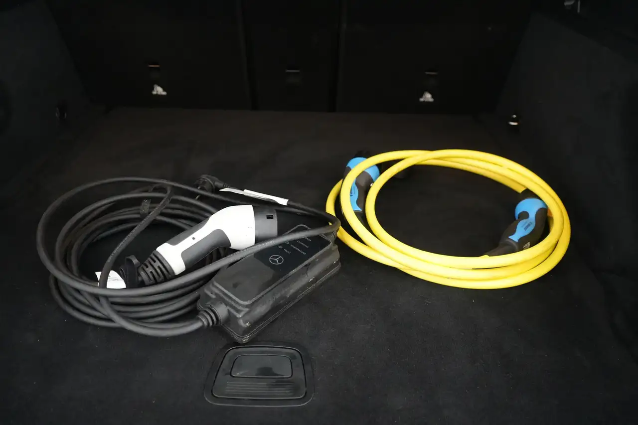 Mercedes-Benz EQC 4-Matic Business Solution LED GPS PDC CAM BLIS Ver, миниатюра 23