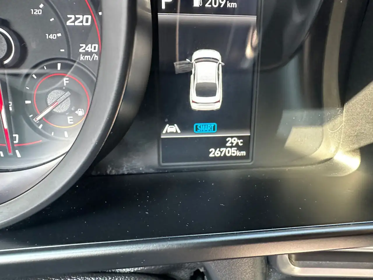 Hyundai ELANTRA снимка Hyundai ELANTRA