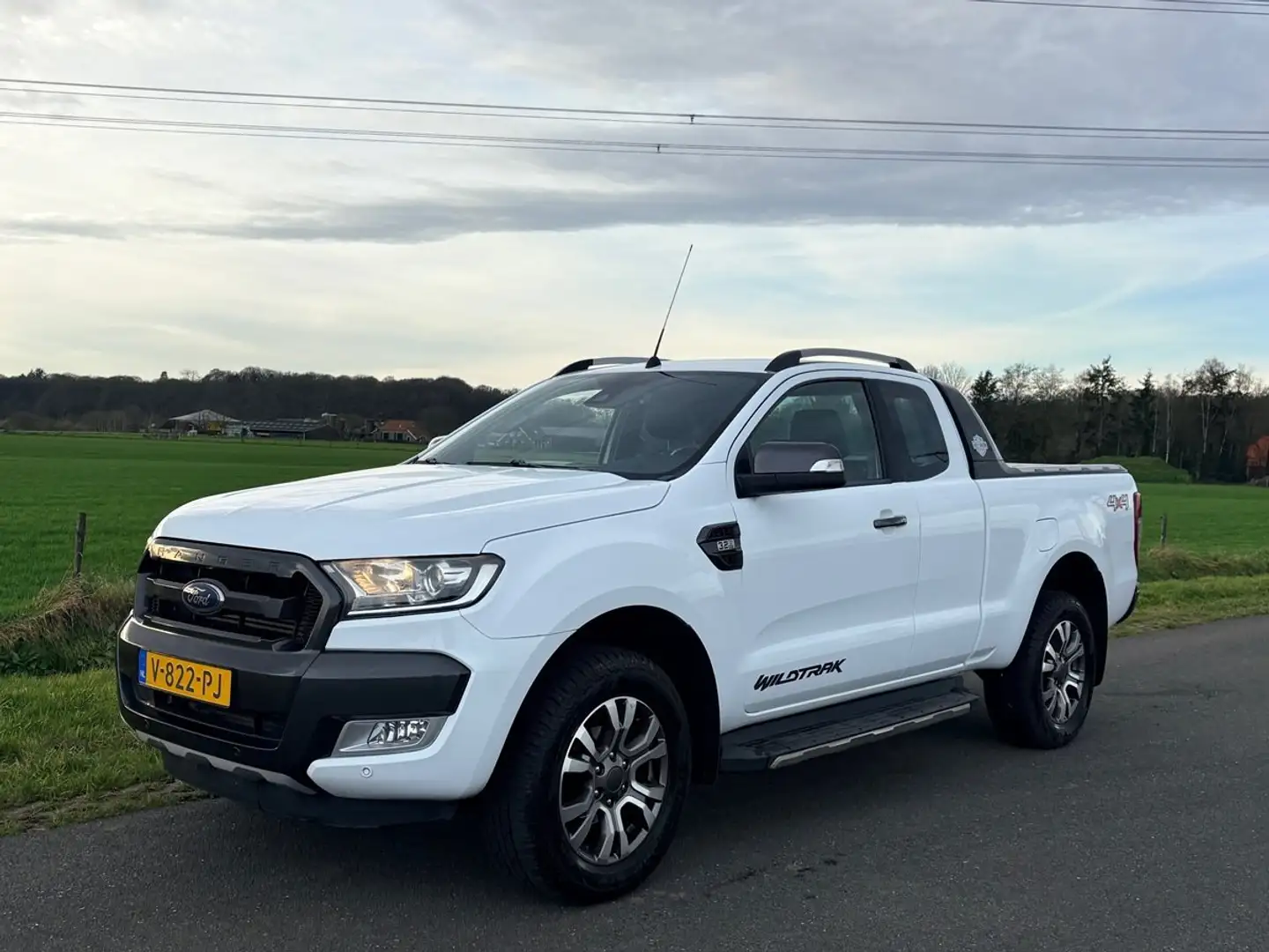 Ford Ranger 3.2 TDCi Wildtrak Aut., Navi, Cruise, ECC, PDC Blanc - 2