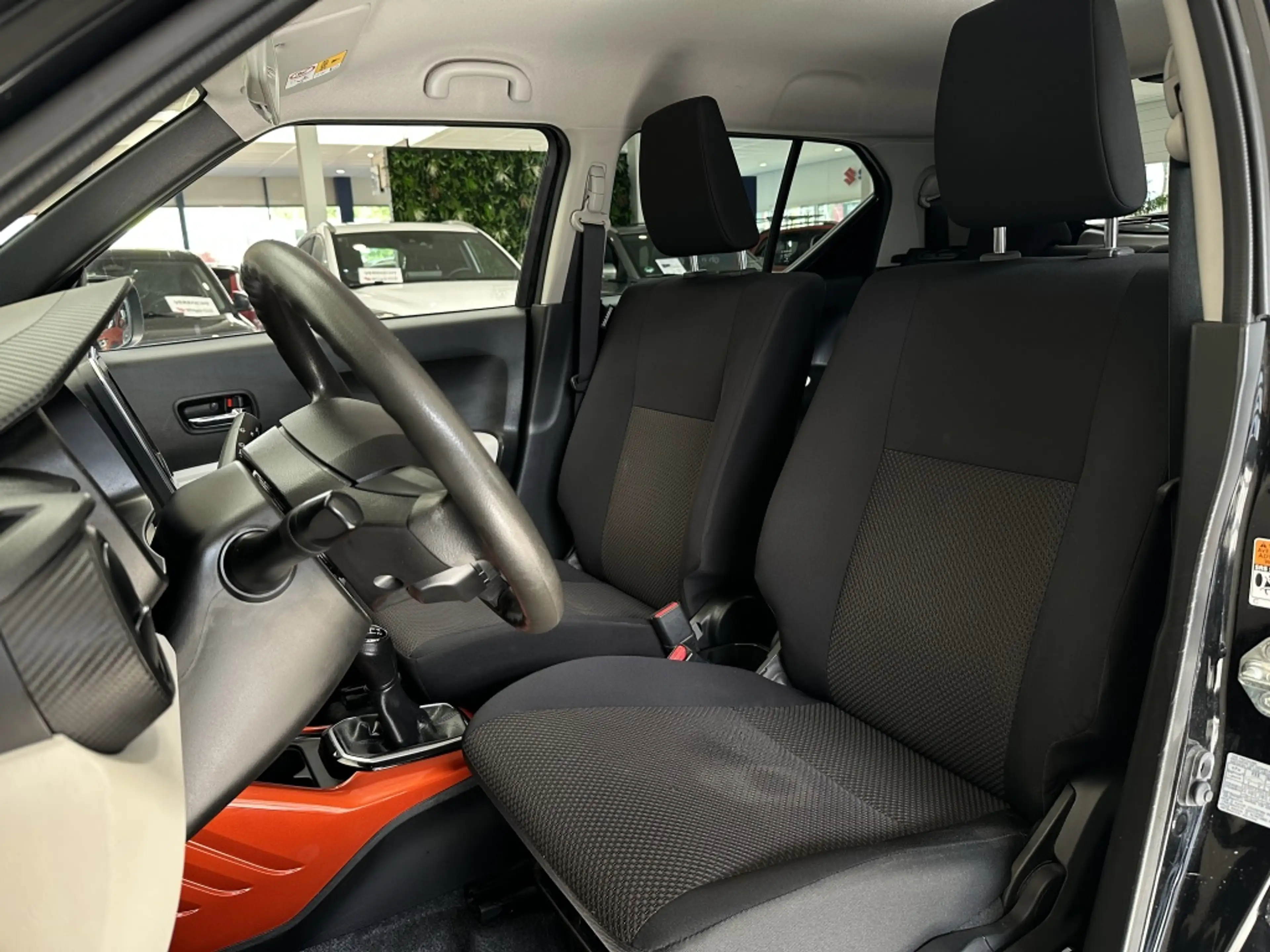 Suzuki Ignis 1.2 Businnes Edition [ CAMERA I STOELVERWARMING I — photo 4
