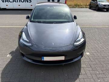 Model 3 75 kWh Long-Range Dual Motor