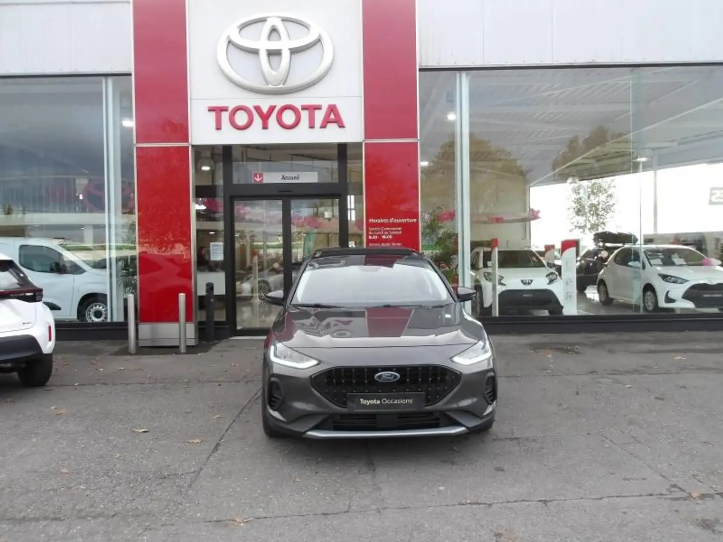 Ford Focus 1.0 Flexifuel mHEV 125ch Active Style Noir - 2