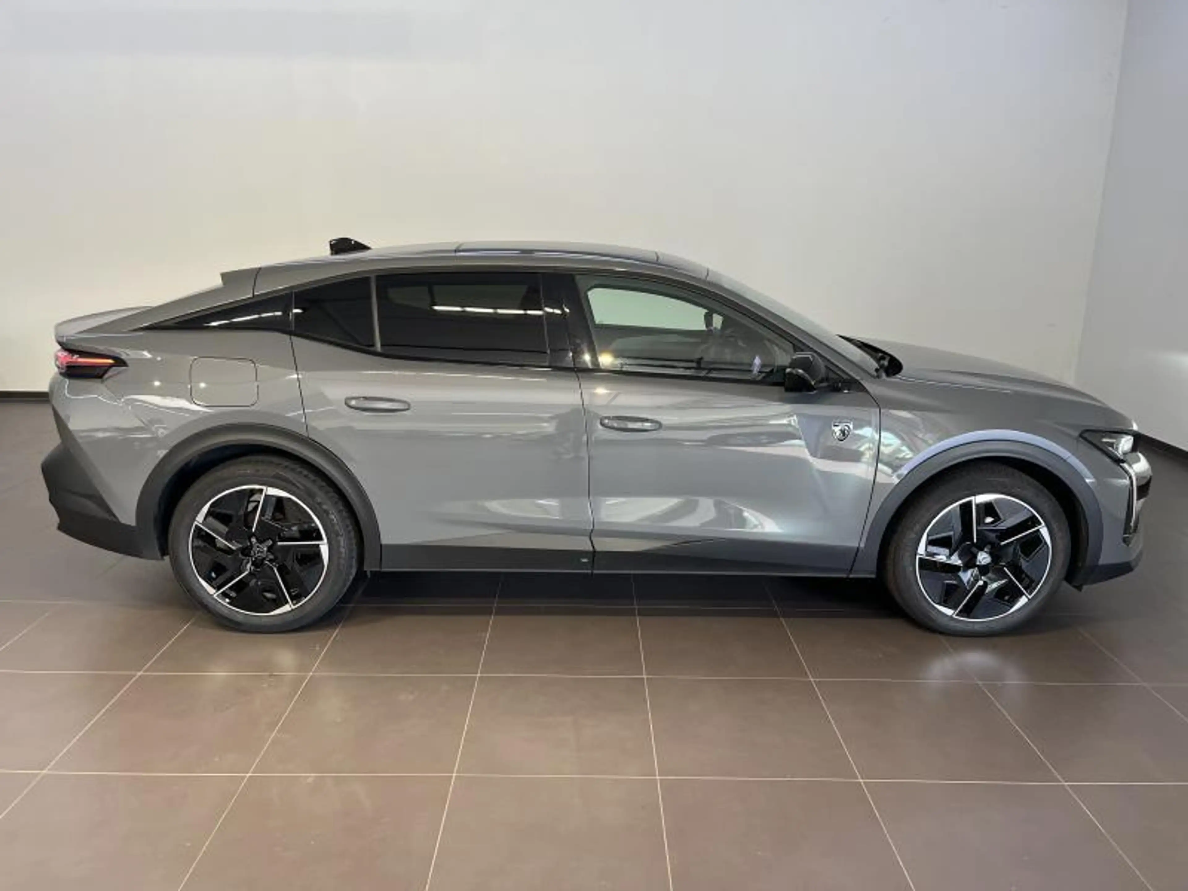 Peugeot 408 GT — photo 5
