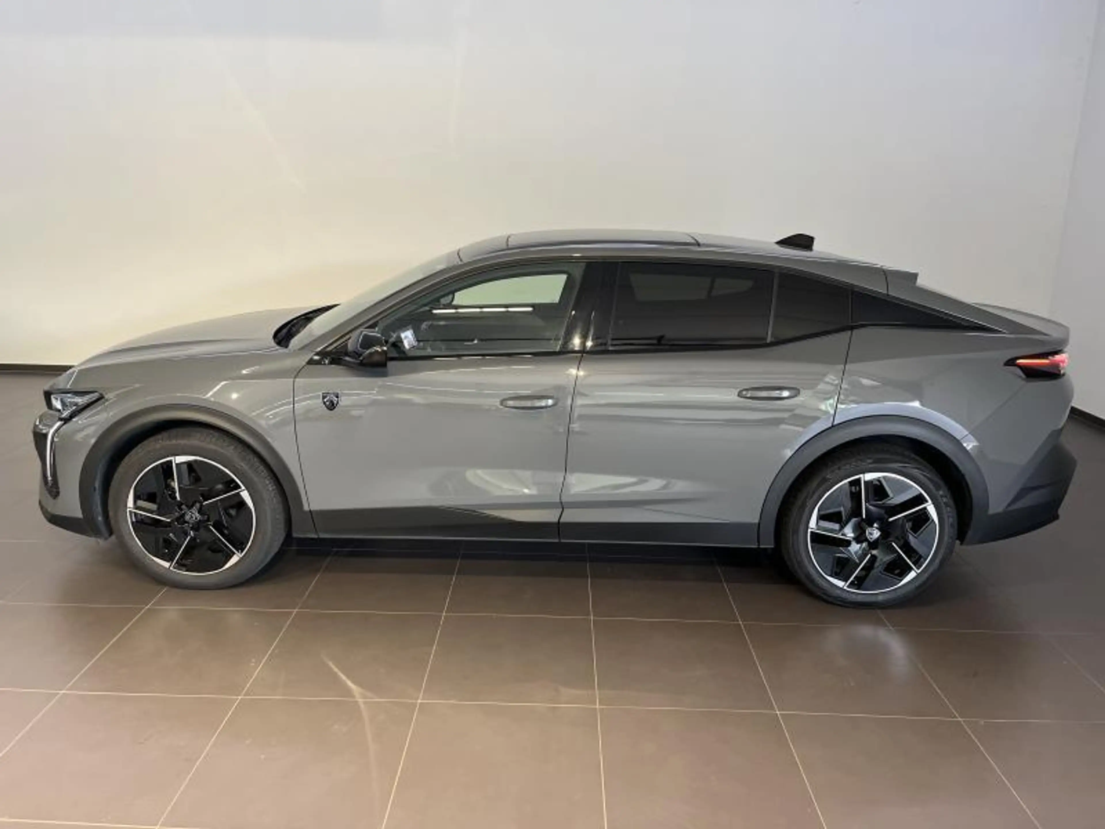 Peugeot 408 GT — photo 4