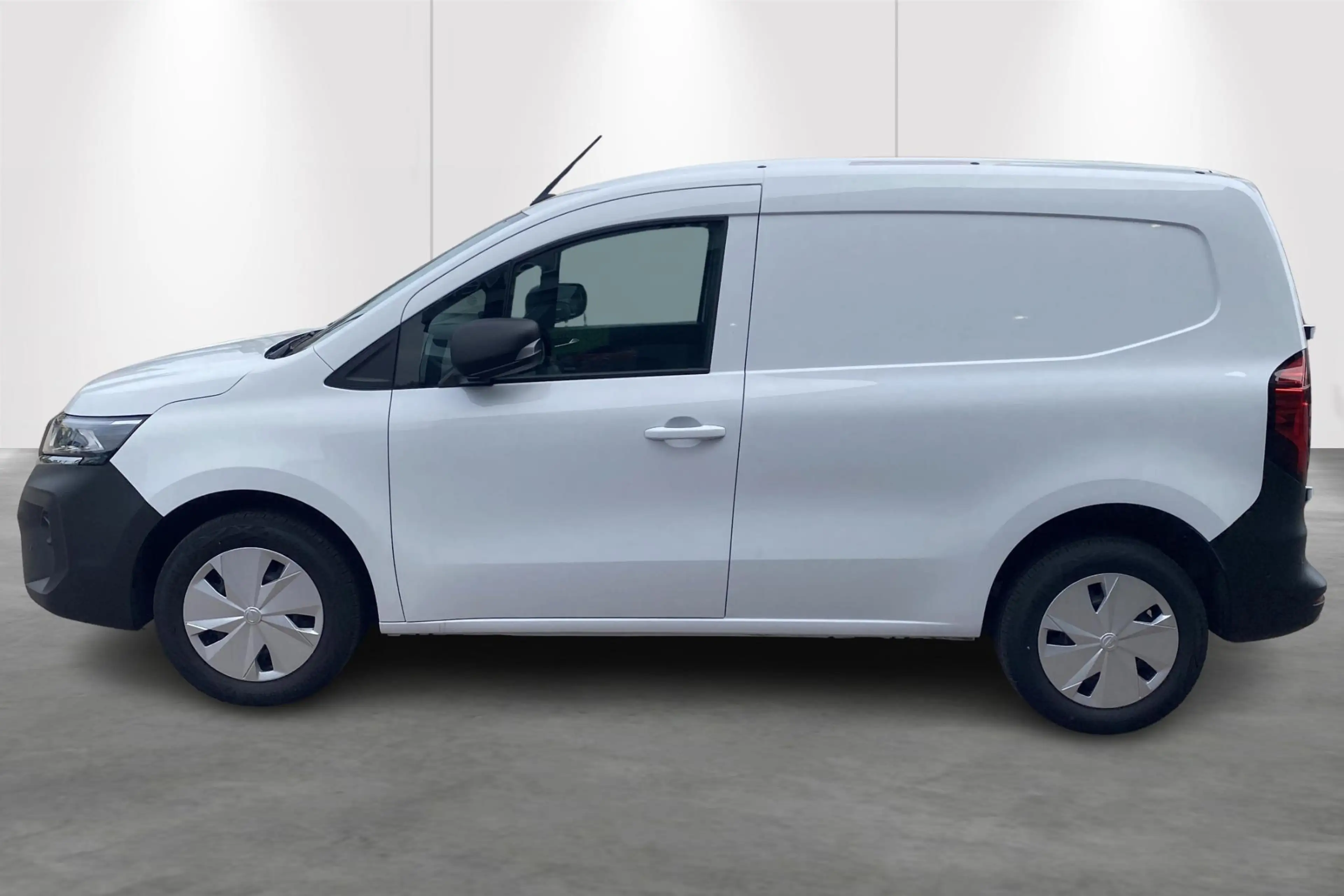 Nissan Townstar 130 MT-Gps-Cam-airo-Carplay-L1H1 — photo 2