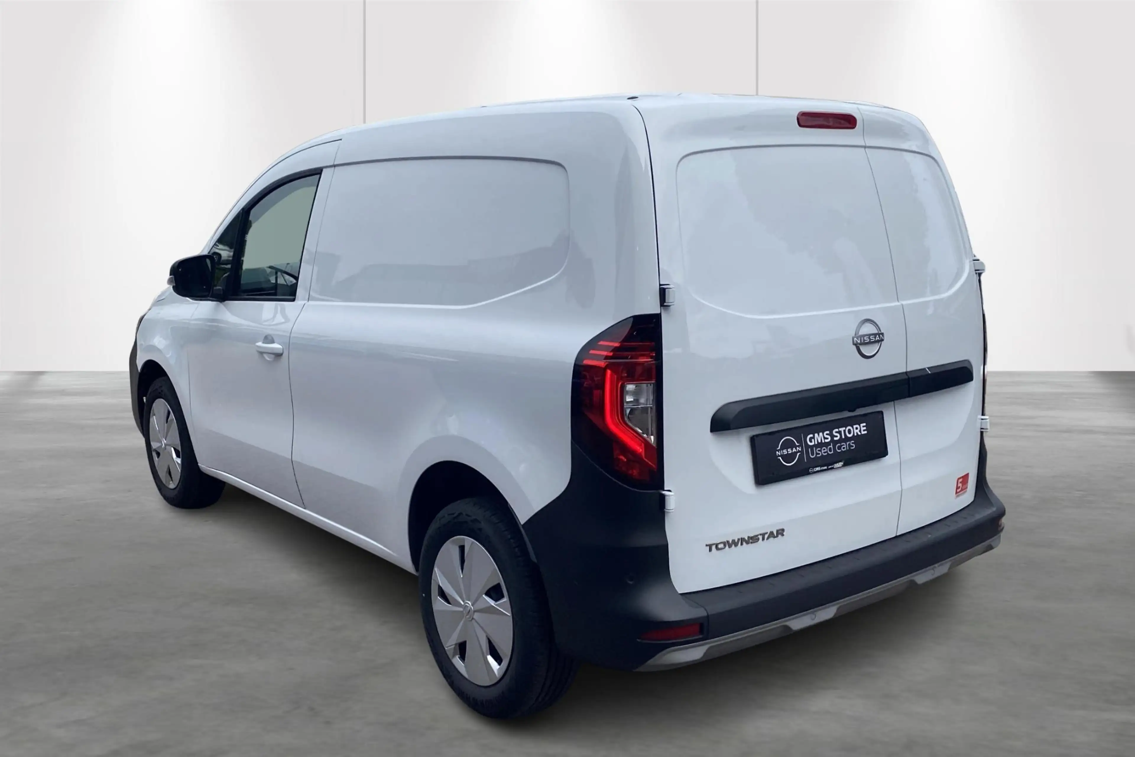 Nissan Townstar 130 MT-Gps-Cam-airo-Carplay-L1H1 — photo 16