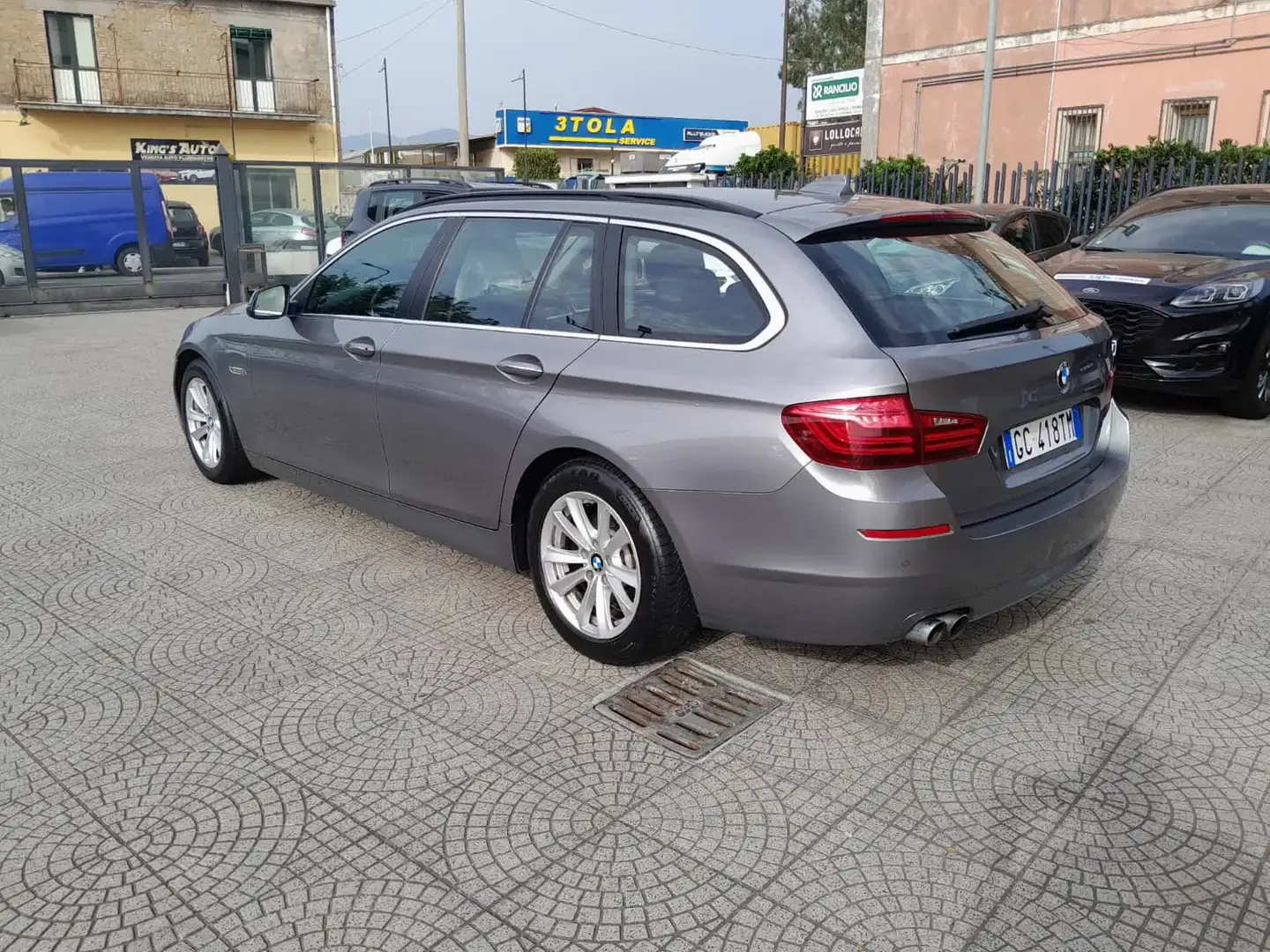BMW 520 2.0D 190CV AUTOMATIC TOURING BUSINESS Szary - 2
