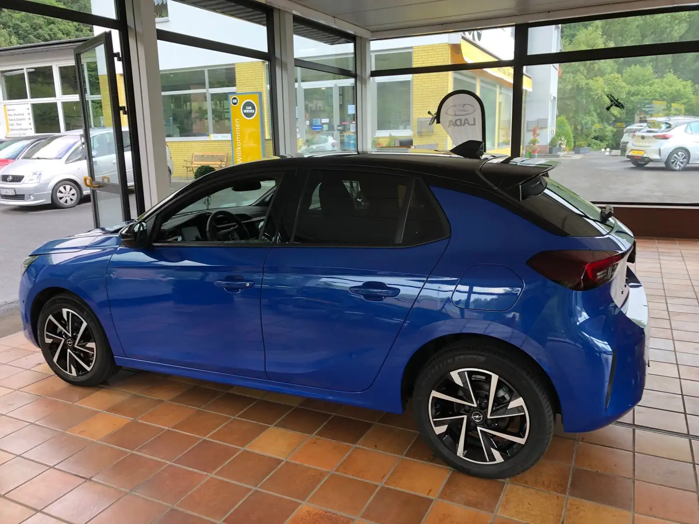 Opel Corsa GS Blau - 2