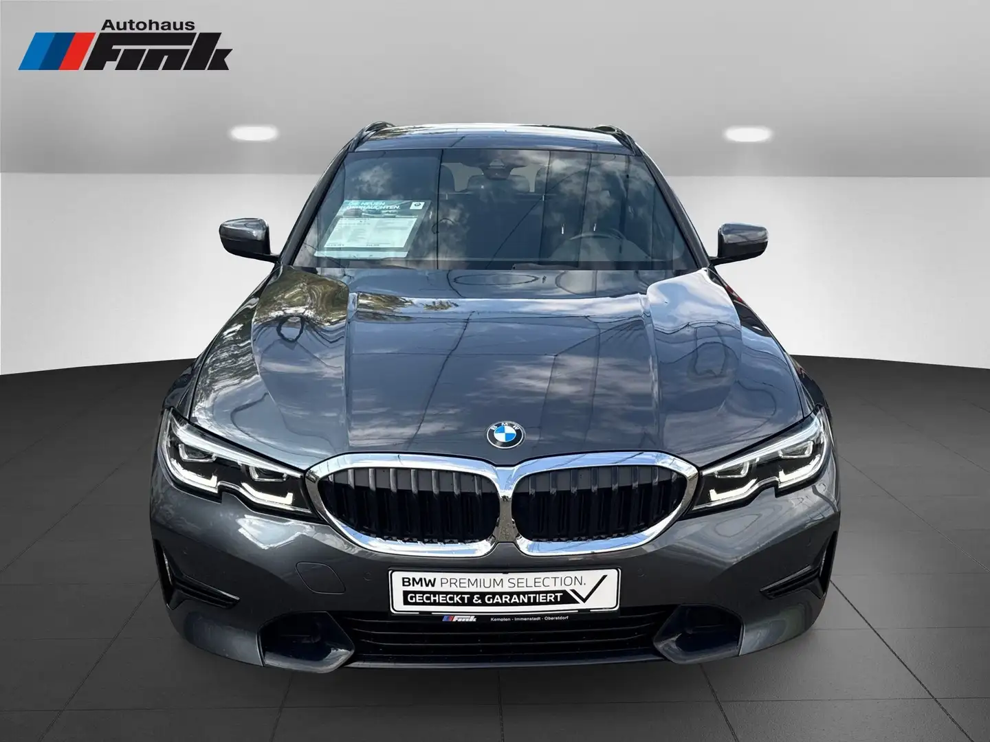 BMW 320 d xDrive A Sport Line DAB LED WLAN RFK Shz Grau - 2