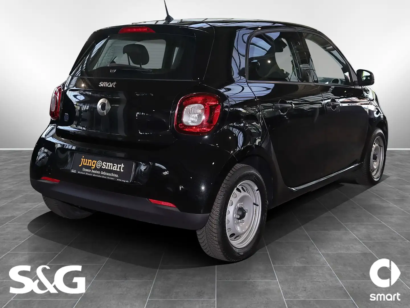 smart forFour SITZHEIZUNG+TEMPOMAT+22KW BORDLADER+DAB Schwarz - 2