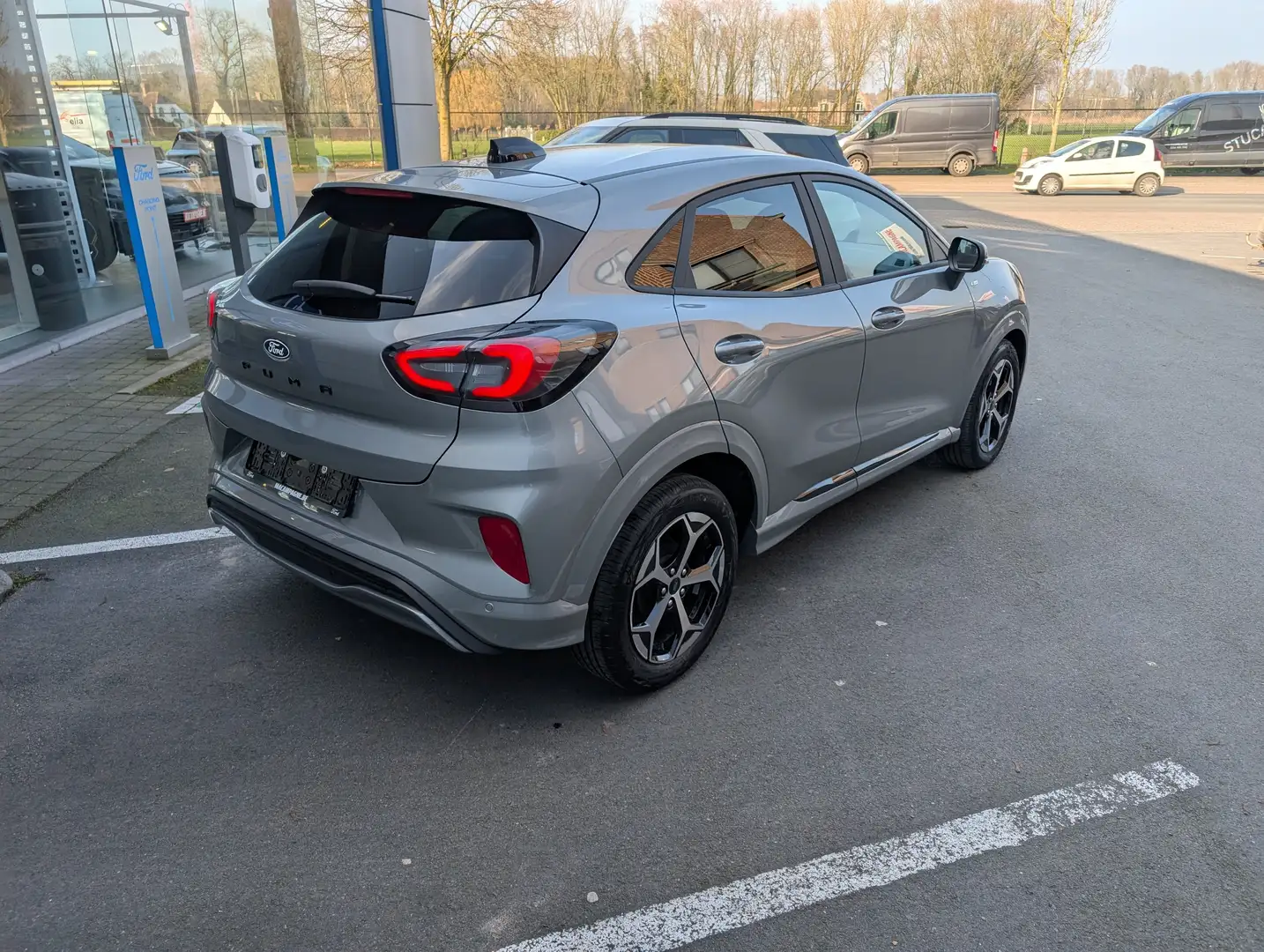 Ford Puma ST-Line 1.0i Ecoboost 125pk Mild Hybrid A7 automa Gris - 2