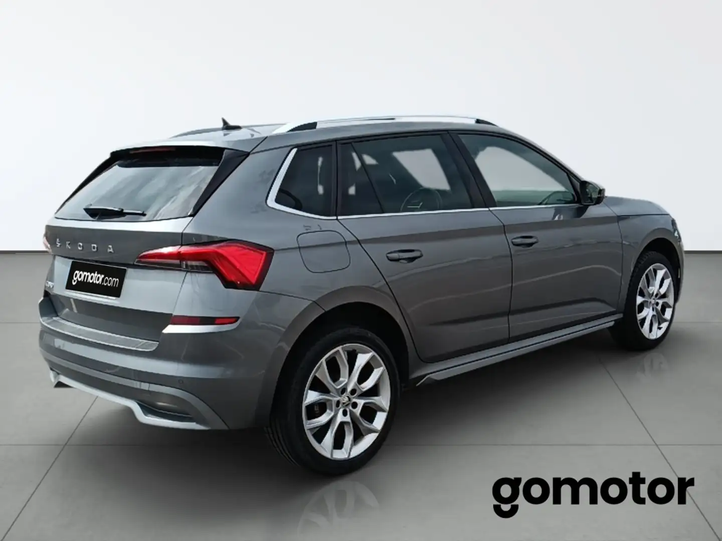 Skoda Kamiq 1.5 TSI Style Gris - 2