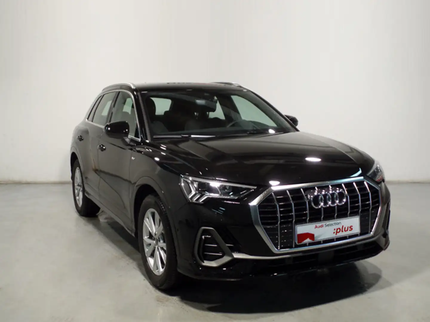 Audi Q3 35 TDI S line S tronic 110kW Negro - 1