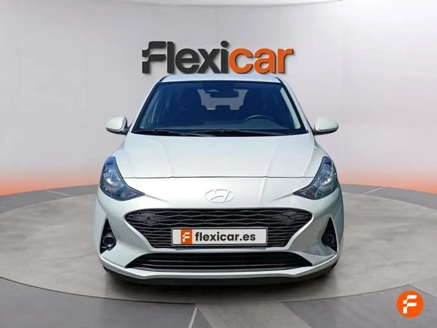 Hyundai i10 1.2 Tecno 2C Gris - 2