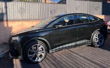 Q4 Sportback e-tron Sportback 40 Business Advanced