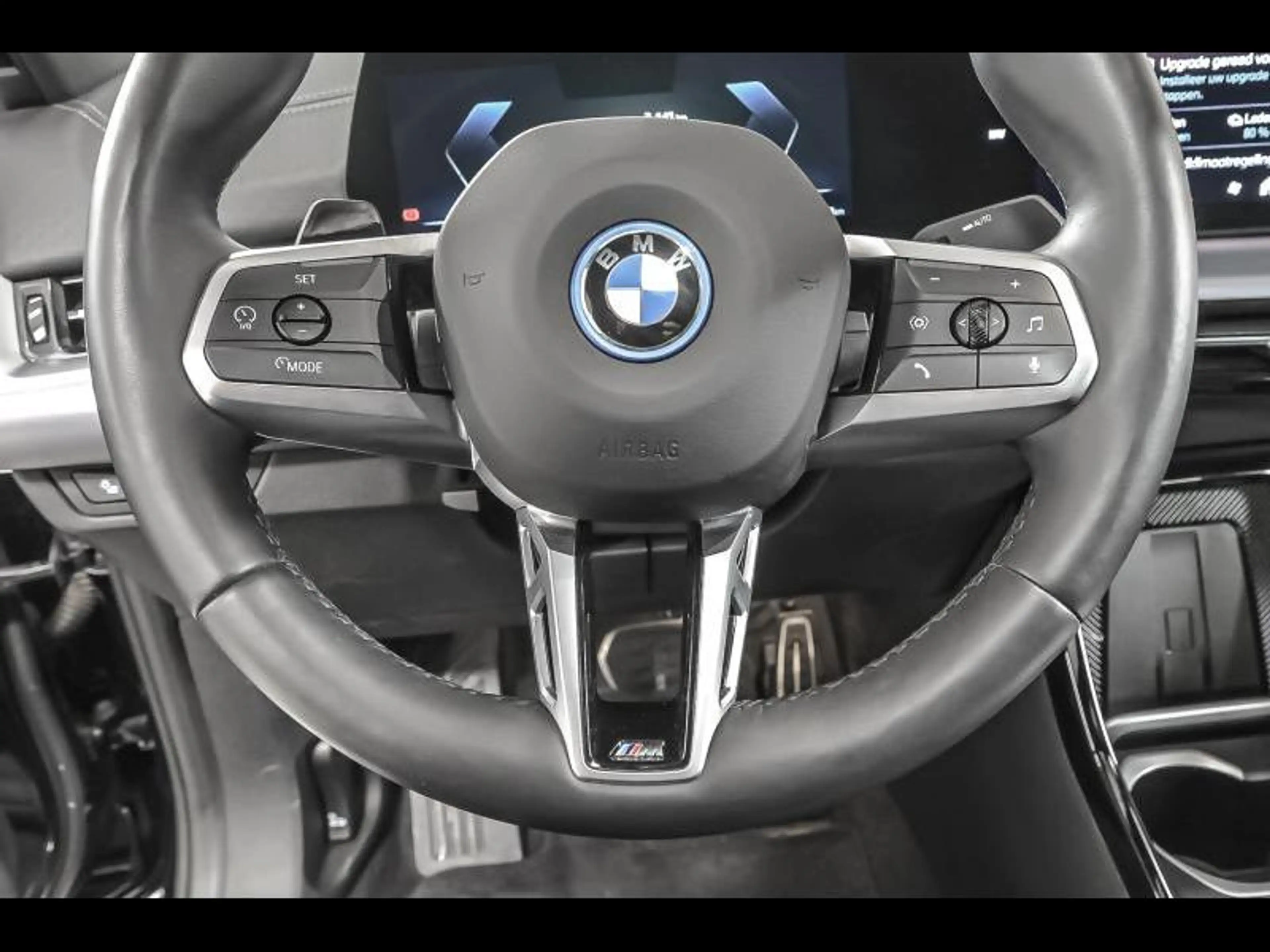 BMW iX2 IX2 20 — photo 9