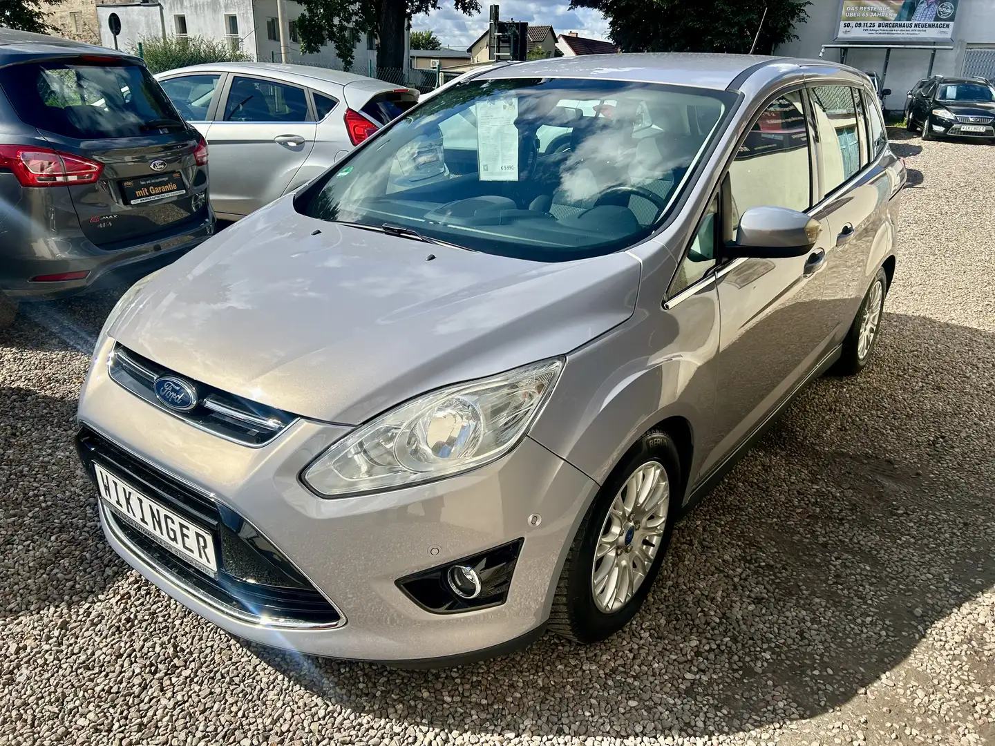 Ford Grand C-Max Titanium 1.6 * Klima * PDC * gepflegt * HU 11.2026 - 1