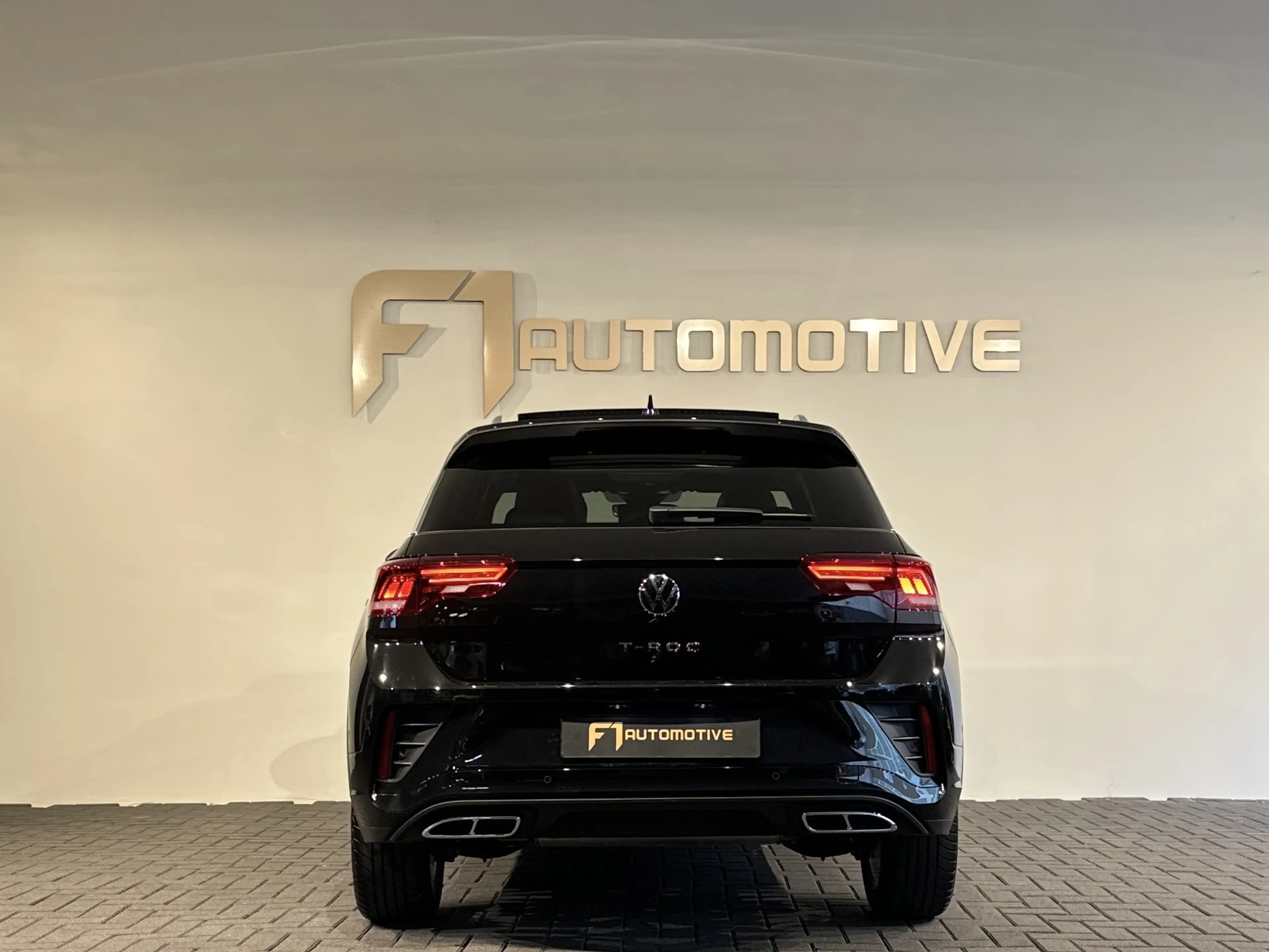 Volkswagen T-Roc 1.5 TSI R-Line Edition Pano|ACC|Lane Assist|Keyles — photo 5