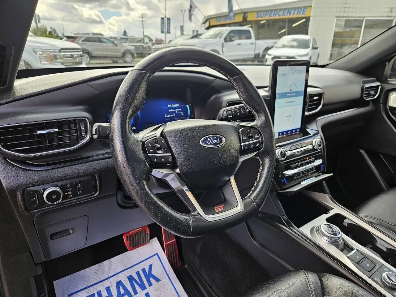 Ford Explorer снимка Ford Explorer