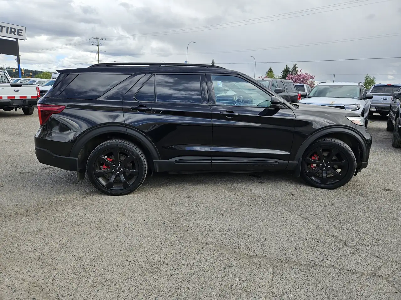 Ford Explorer снимка Ford Explorer