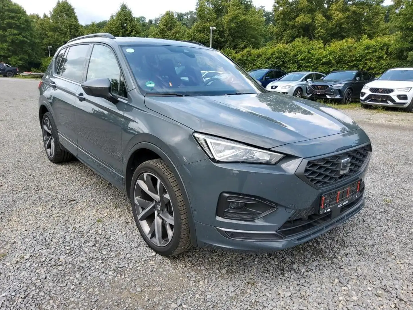 SEAT Tarraco 2.0 TDI FR-Line 4x4*DSG*PANO*AHK*R.KAM* Grau - 2