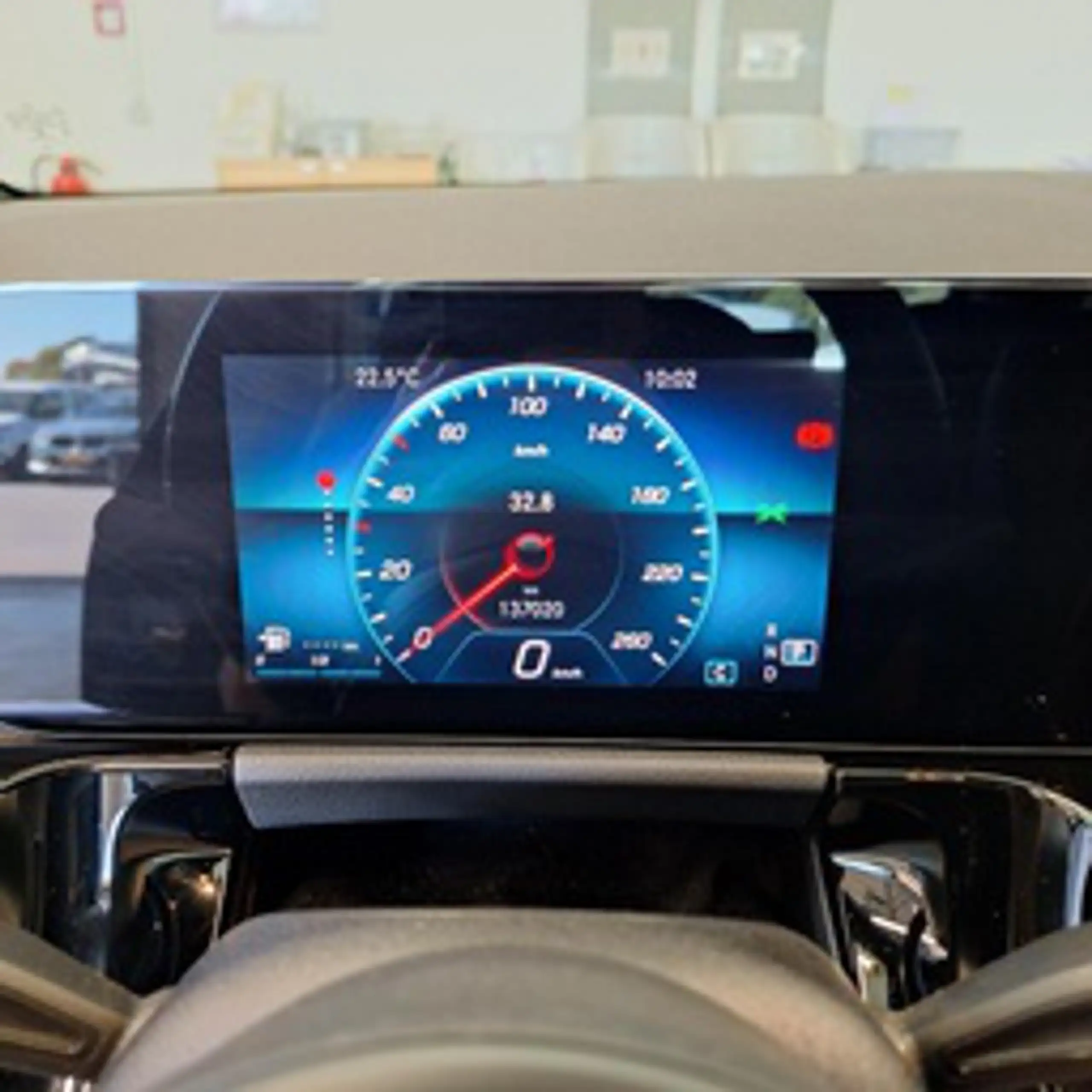 Mercedes-Benz B 180 B 180 NAVI KLIMAAUT LED TEMPO MFL SHZ KAMERA T-Leder — photo 7